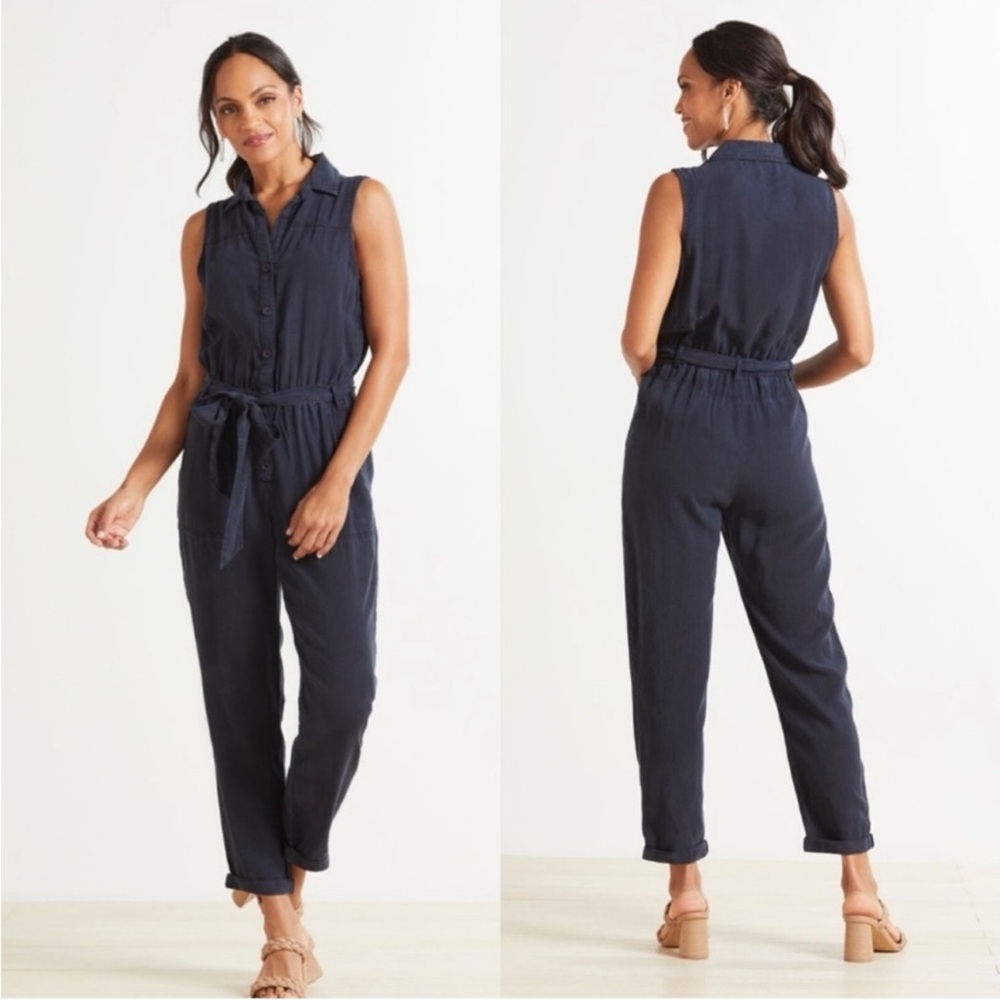 Anthropologie Cloth & Stone Navy Sleeveless Buttoned Belted Jumpsuit Size M